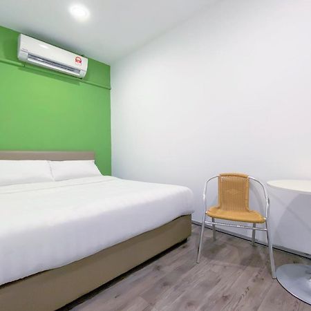 Spot On 90123 Rainbow Guest House Τζωρτζ Τάουν Εξωτερικό φωτογραφία